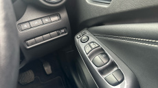 Nissan Juke 1.6 Hybrid Tekna 5dr Auto Hybrid Hatchback